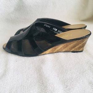 Vtg Magdesians California sandal slides
